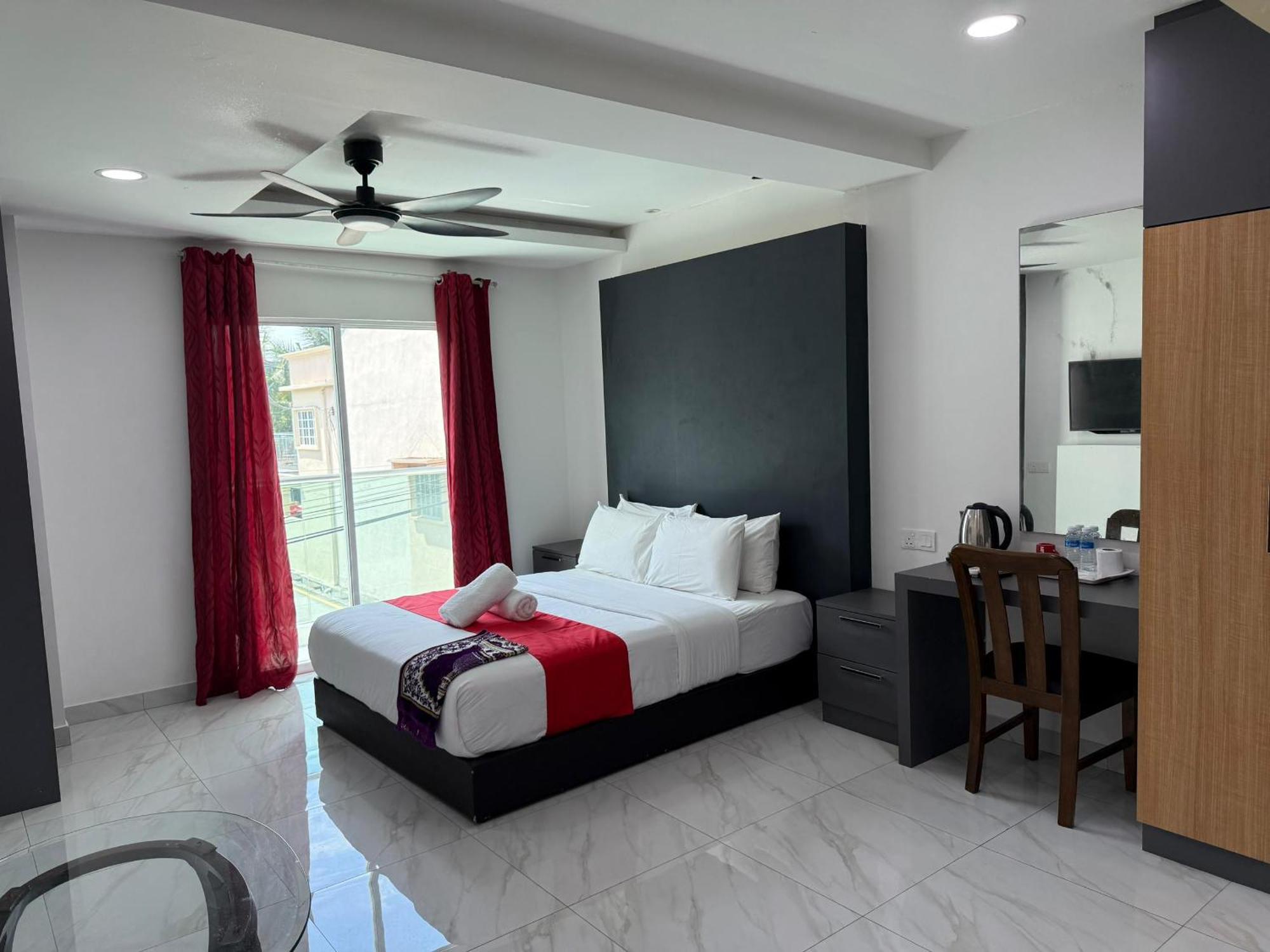 Prime Suite At Ampang - Individual Private Rooms Куала Лумпур Екстериор снимка